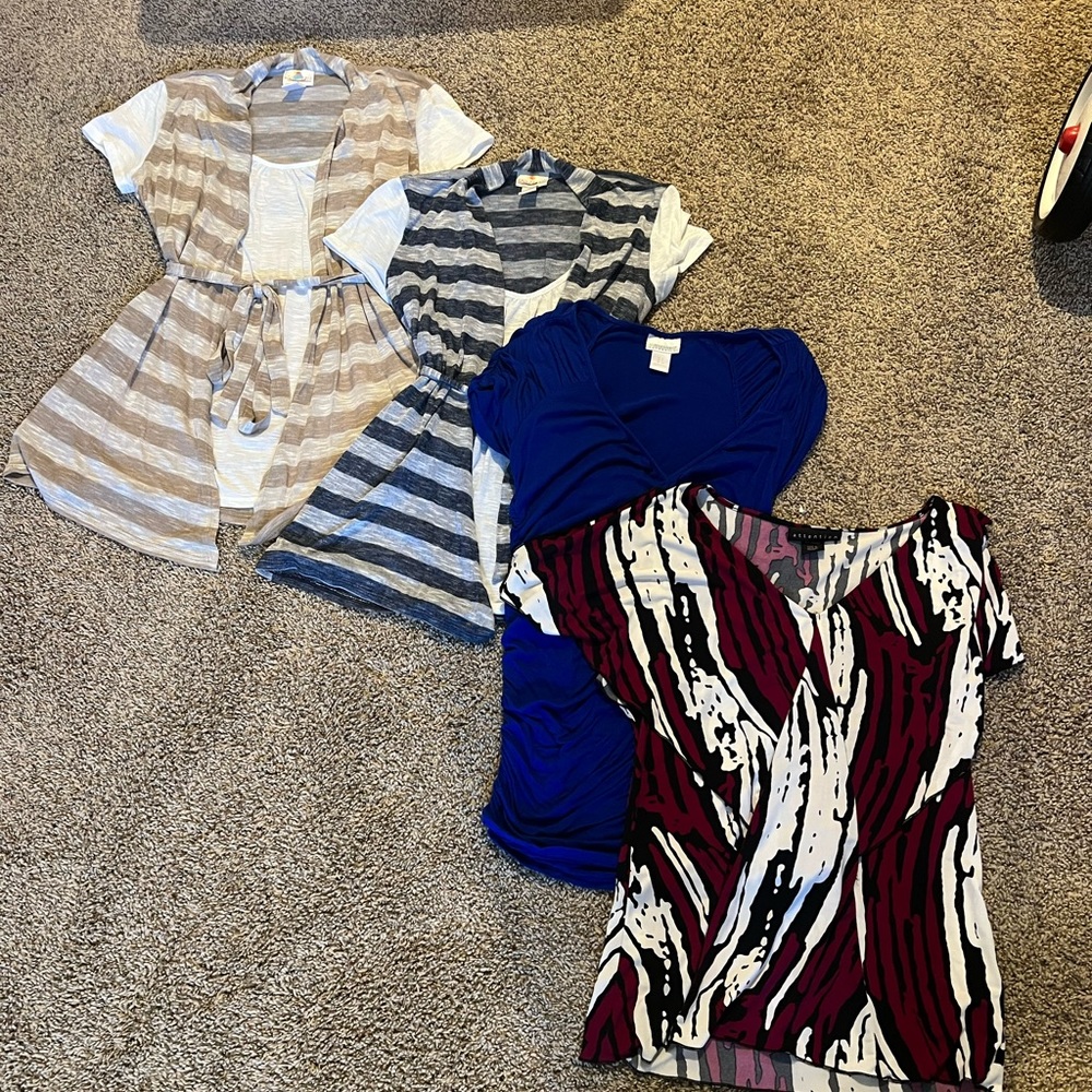 Maternity lot. Size small
